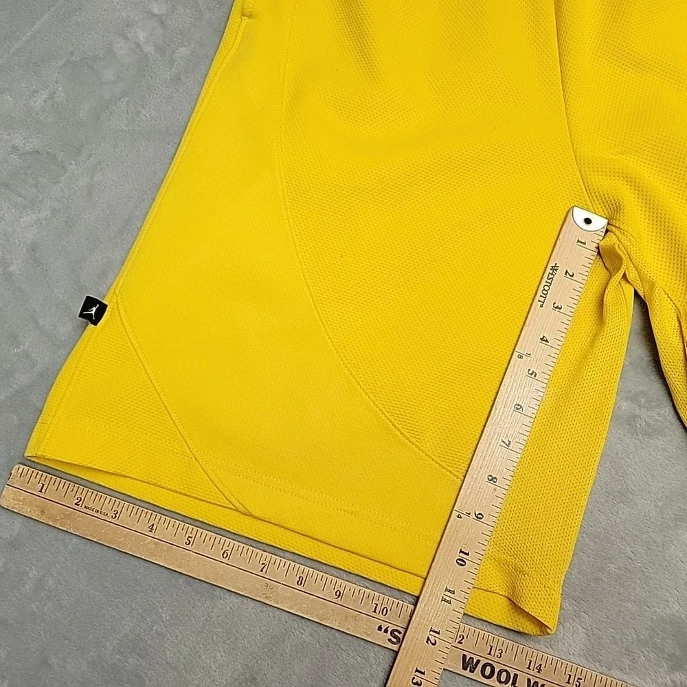 Jordan Basketball Shorts Mens Medium Yellow Athletic Mesh Gym Training